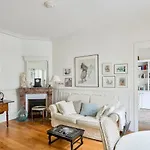 Stunning Parisian 1Br Flat Near Sacre-Coeur