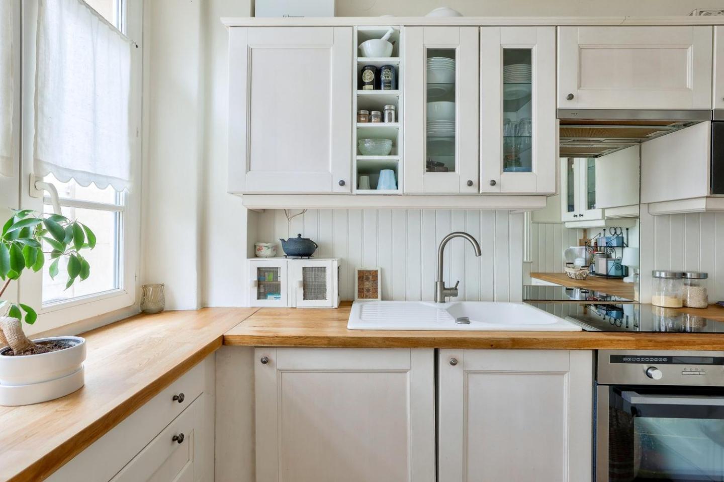 Stunning Parisian 1br Flat Near Sacre-coeur Apartment